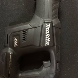 Makita Sub Compact Reciprocating Saw