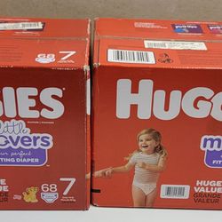 Huggies Little Movers Size 7 (Lot Of 2)