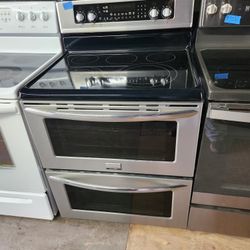 Frigidaire Electric Double Oven Stove 