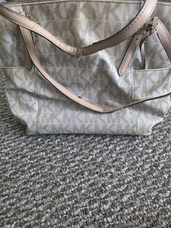 Michael Kors MK Signature Tote Bag
