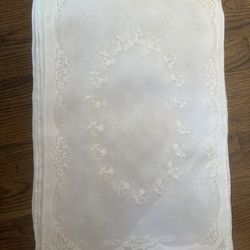 White Linen & Lace Placements 