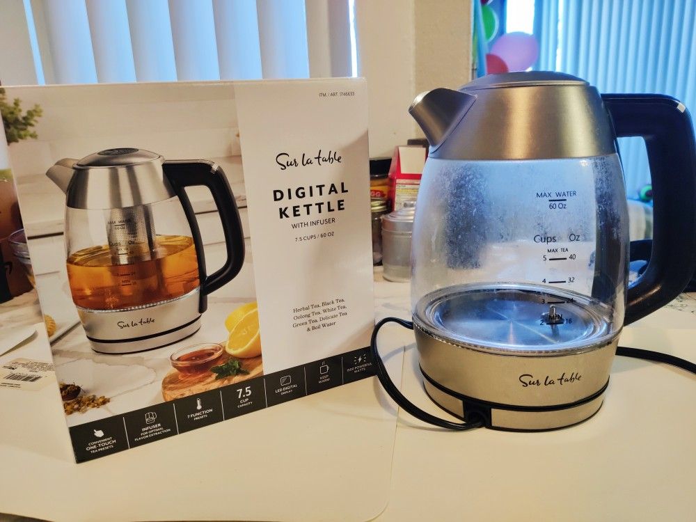 Sur La Table Digital Kettle, Used only 3 months