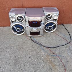 Cd Stereo Mp3 System.. Panasonic Brand