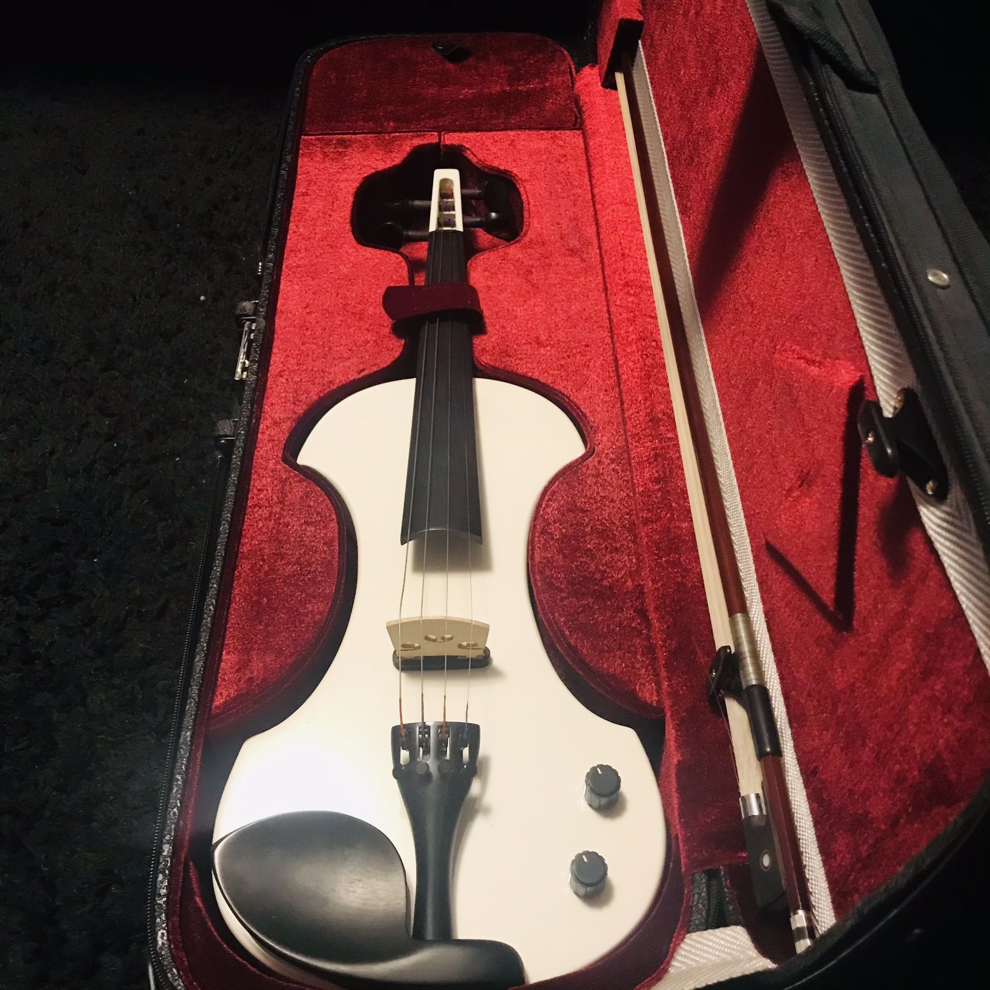 Fender Electric Violin w/ Hardshell Case