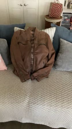 Women’s leather jacket