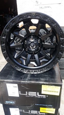 4 new wheels 6 lugs 17 inch Toyota Tacoma or chevy GMC nissan$1000