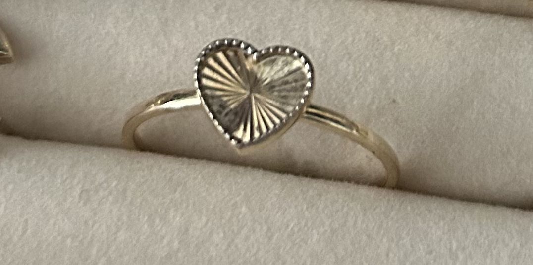 Gold Heart Ring