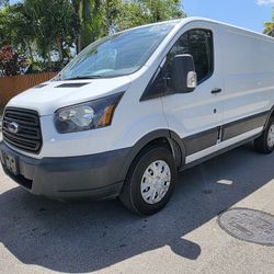 2017, Ford Transit 250