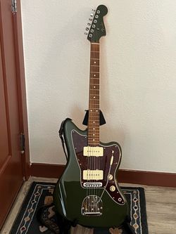 Fender Player Jazzmaster, CME Exclusive - Olive