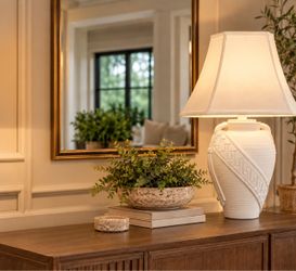 White Ceramic Greek Key Table Lamp