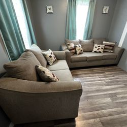 Muebles Usado De 8 Meses De USO Están Como Nuevo