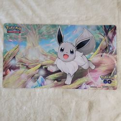 Pokémon Go Radiant Eevee Play Mat