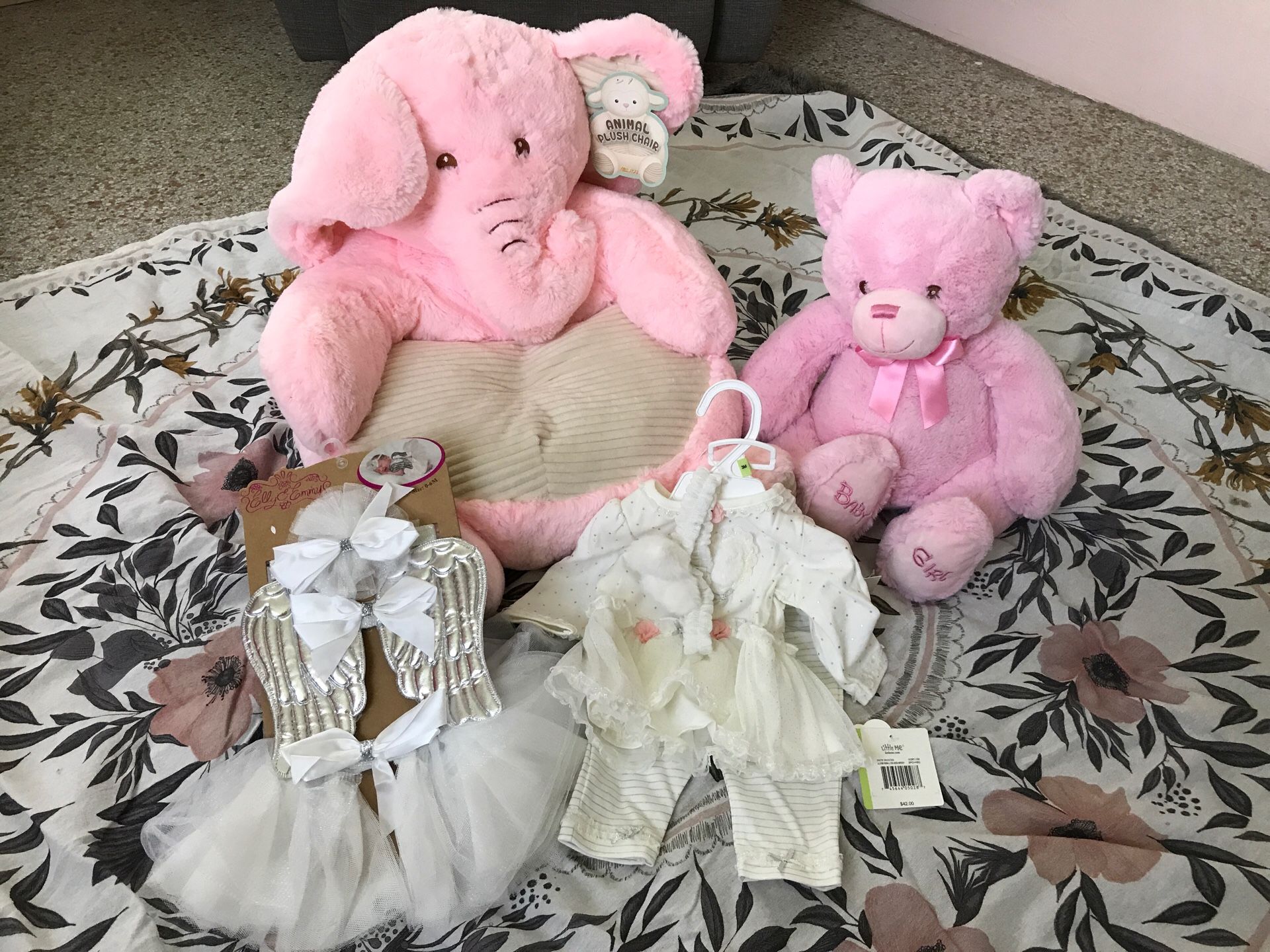 Baby girl newborn NWT lot