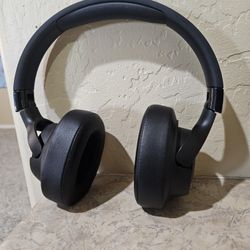 JBL Tune 720BT wireless