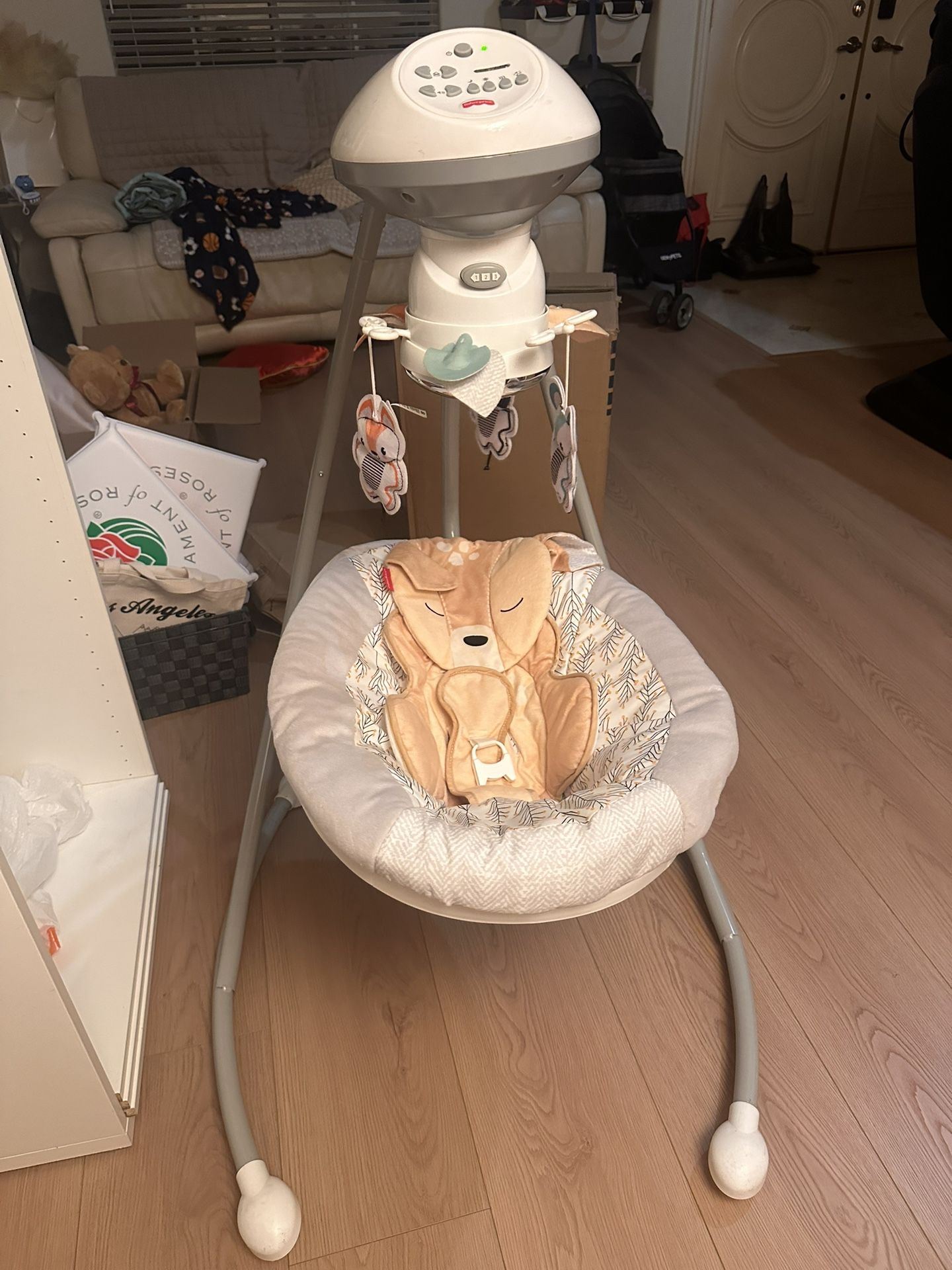 Fisher Price Swing w/ Music, Pick Up In Temple City