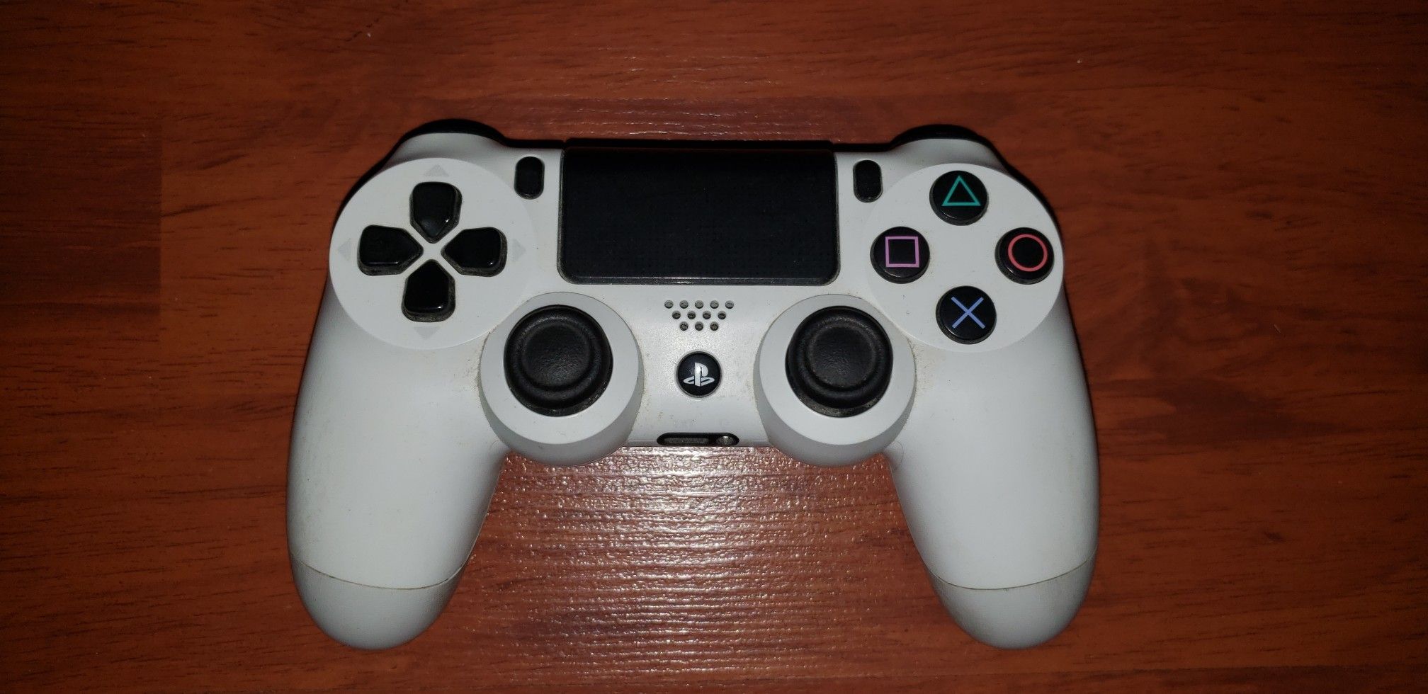 PS4 WIRELESS CONTROLLER(arctic white edition)