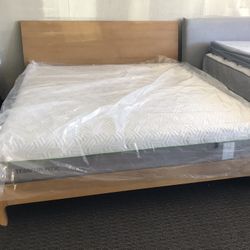 King platform bed with king hybrid mattress