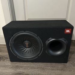 JBL 12” BassPro Powered Subwoofer - Car