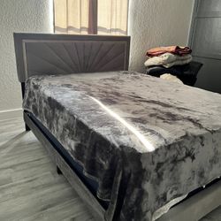 Bedroom, Mattress,headboard 