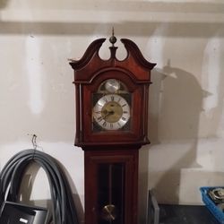Ridgeway Grandfather Clock Model 207
