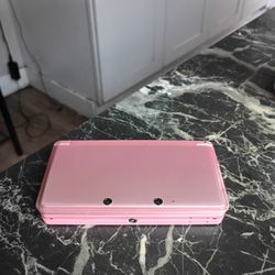 Nintendo DS. Used Works No Plug 