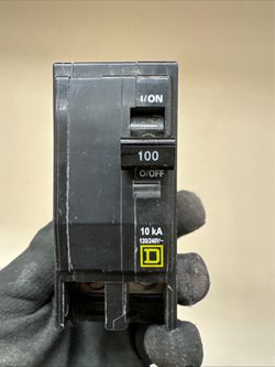 Square D QOB2100 Circuit Breaker, 100 Amp, 120/240v, 2-Pole, Bolt-On TESTED NEW NO BOX