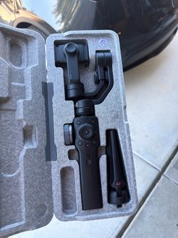 Zhiyun Smooth 4 3-Axis Smartphone Gimbal Stabilizer