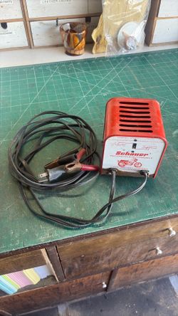 Schauer motorcycle / automobile charger