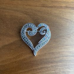 Vintage Heart Brooch/pin