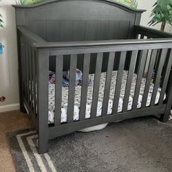 Nursery Set And Decor