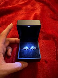 ✨ 4g 14K White Gold Earrings – Brand New ✨