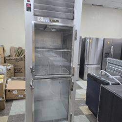 Like New 
Traulsen G11000 Glass Half Door Reach In Refrigerator - Right Hinged Doors