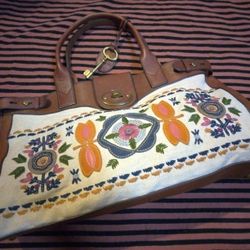 Embroidered FOSSIL Canvas and Leather Purse 