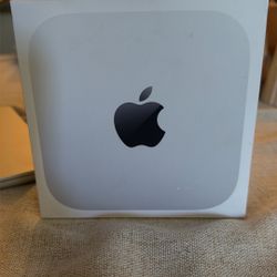 Apple 2024 Mac mini Desktop Computer with M4 chip with 10‑core CPU and 10‑core GPU
