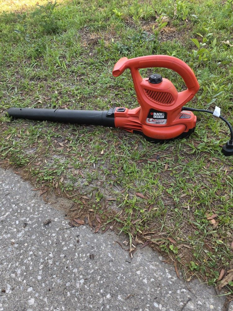 Leaf Blower