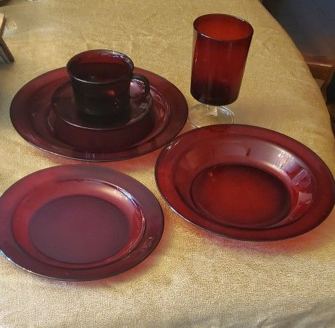GLCOLOC FRENCH RED GLASS