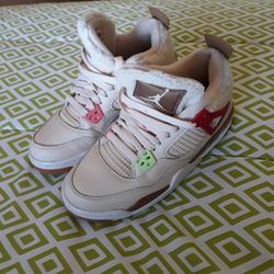 Air Jordan 4