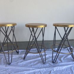 STOOLS 