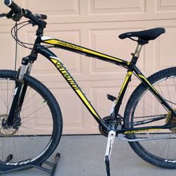 29 Inch Specialized Hardrock Mountain Bike With Extra Tire And Tube 