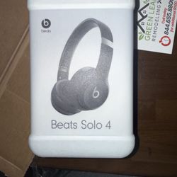 Beats Solo 4