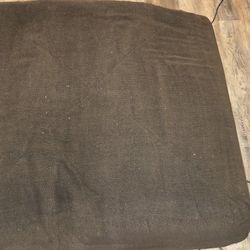 Couch 104x 86
