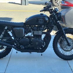 2013 TRIUMPH BONNEVILLE T100