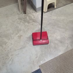 Bissell Manual Sweeper
