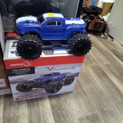 Redcat Volcano 16 RC Monster Truck brand new