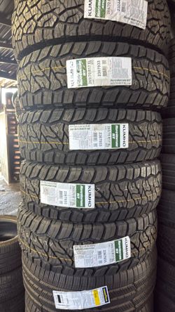 265/70/17 kumho tires 🛞