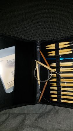 Knitting needle set