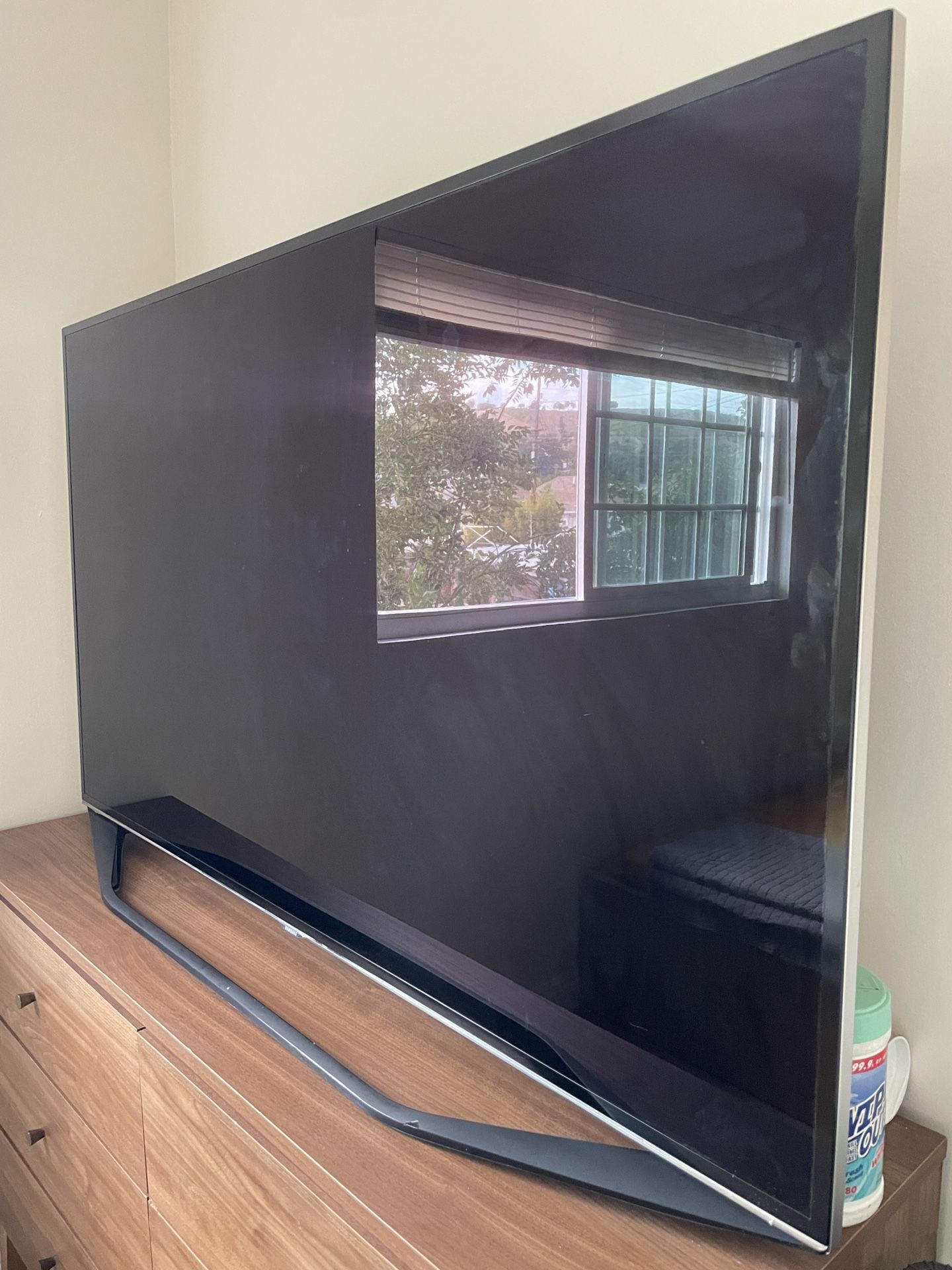 60” Samsung Smart Tv