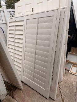 Shutter wood blinds
