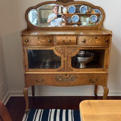 Beautiful Antique Solid  Oak Server With Mirror 