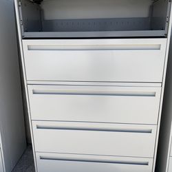 HON 5 Drawer Lateral File W Roll Out Shelve